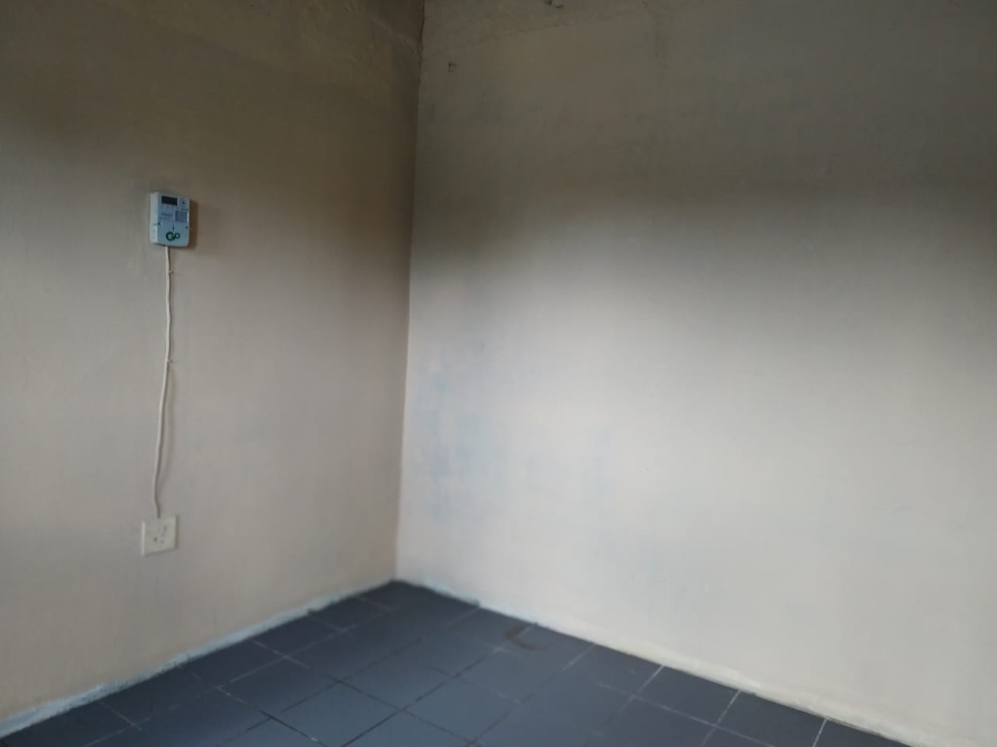 6 Bedroom Property for Sale in Zamdela Free State